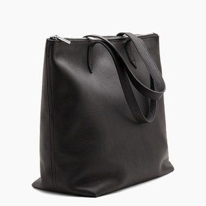 Cuyana Classic Leather Zipper Tote
